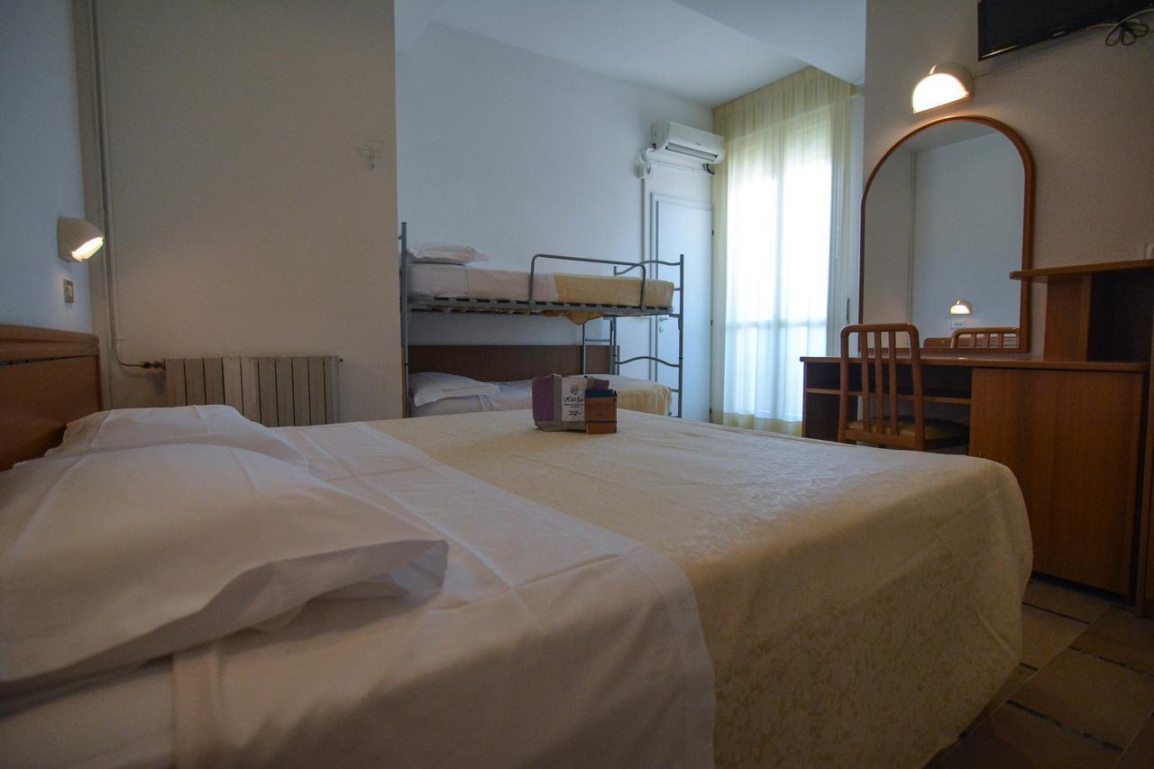Hotel Zani Cervia Exterior photo